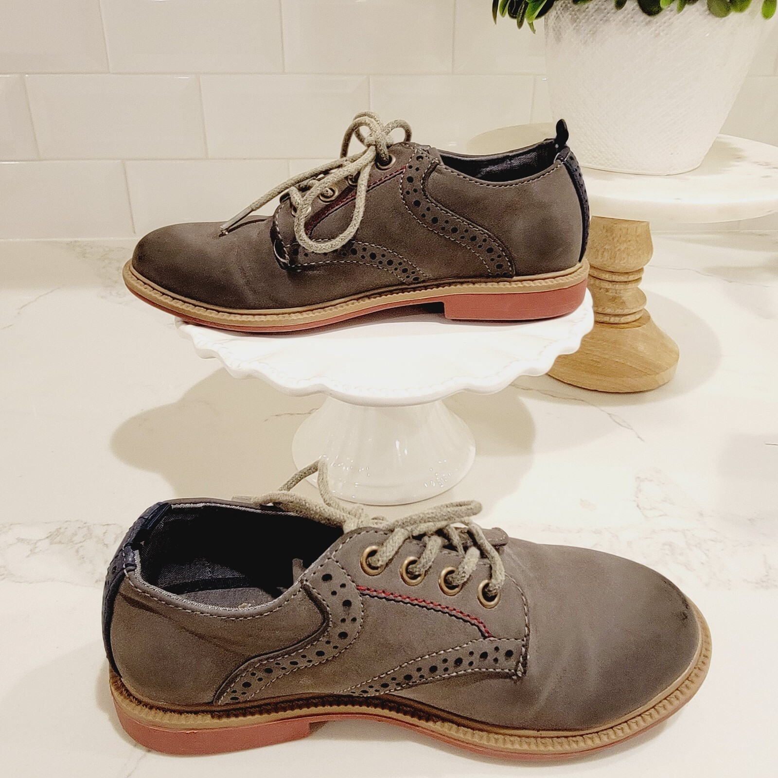 TOMMY HILFIGER Michael Pearl Boys Oxford Grey Lace Up Shoes Size 12
