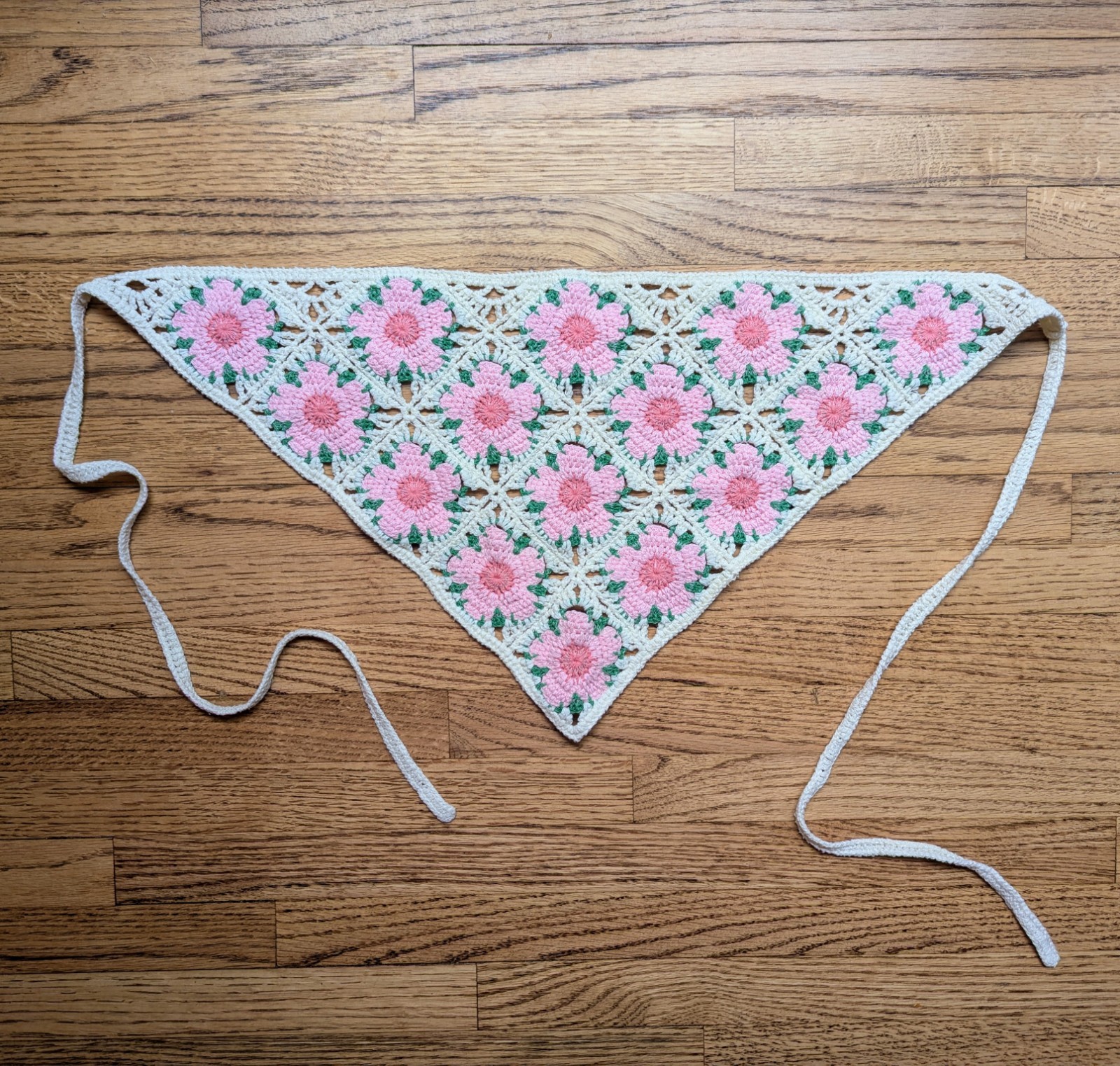 Women’s Crochet Floral Triangle Headscarf Scarf, White Pink Green Tie
