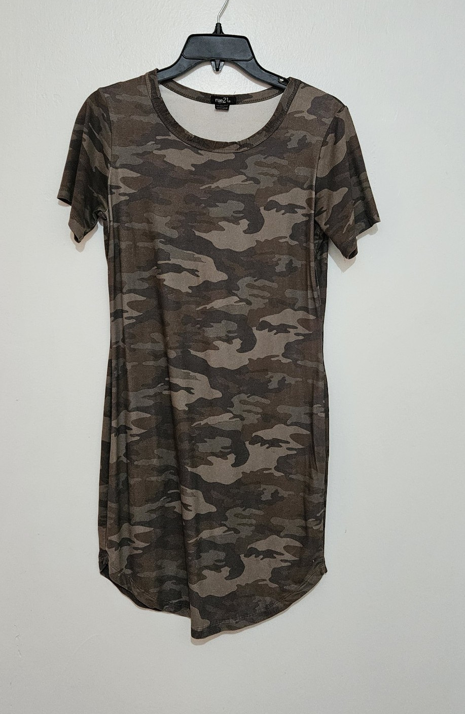 rue21 Camo T-Shirt Dress Round Neck Short Sleeve Stretch Short Size M