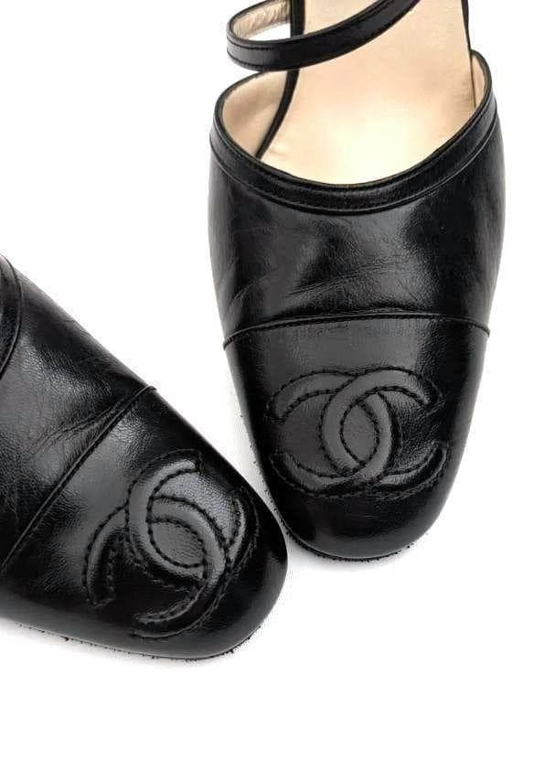 CHANEL Leather Ankle Strap Pumps Heels Black Size 35 (22.5cm) 9cm Heel 062260d