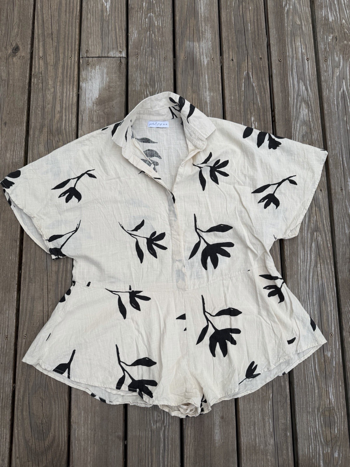 Petal & Pup Sebastian Print Romper Size Large