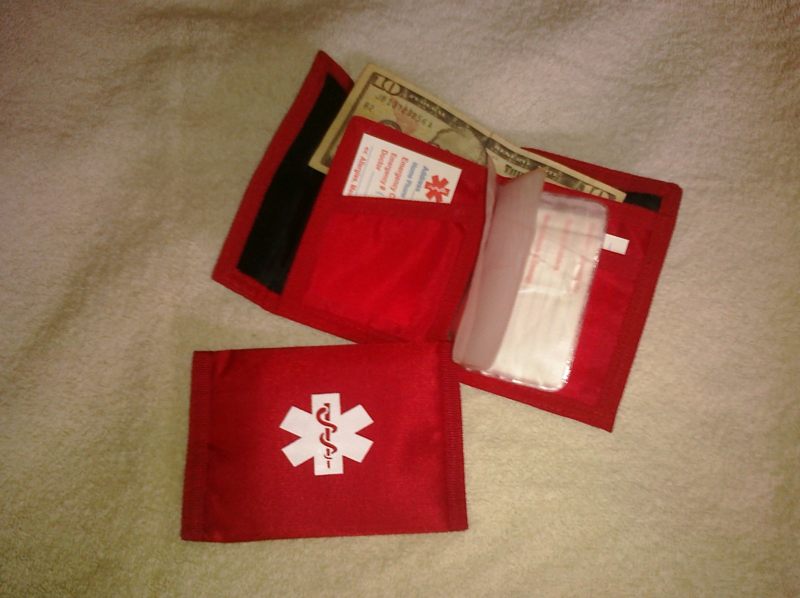 Nylon bifold Medical Wallets, colors, black, green, red, blue and purple