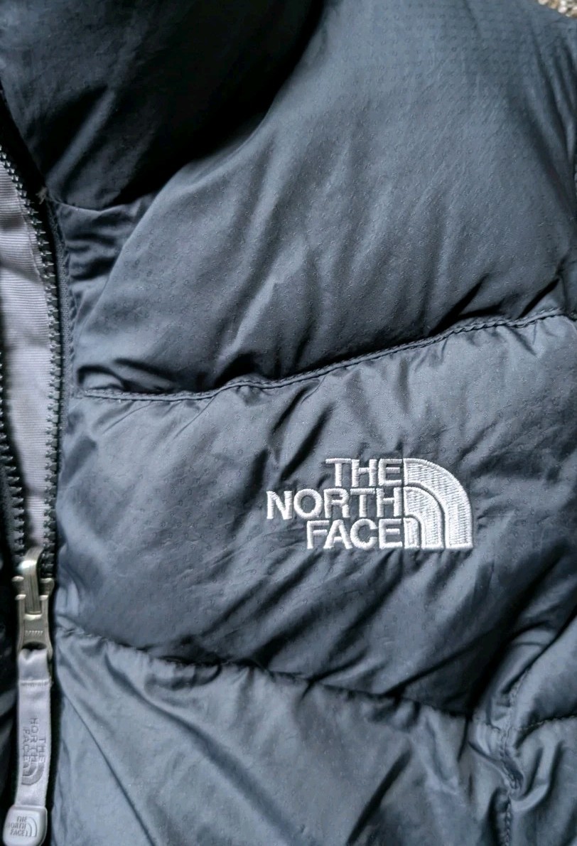 North Face Nuptse Puffer Black Vest 550 Women’s small Goose Down