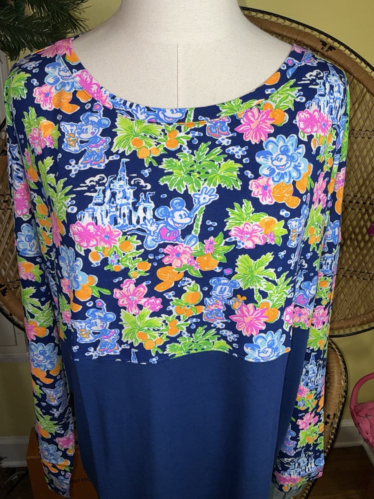 Lilly Pulitzer NWT Finn Top Lilly Loves Disney Size L,XL