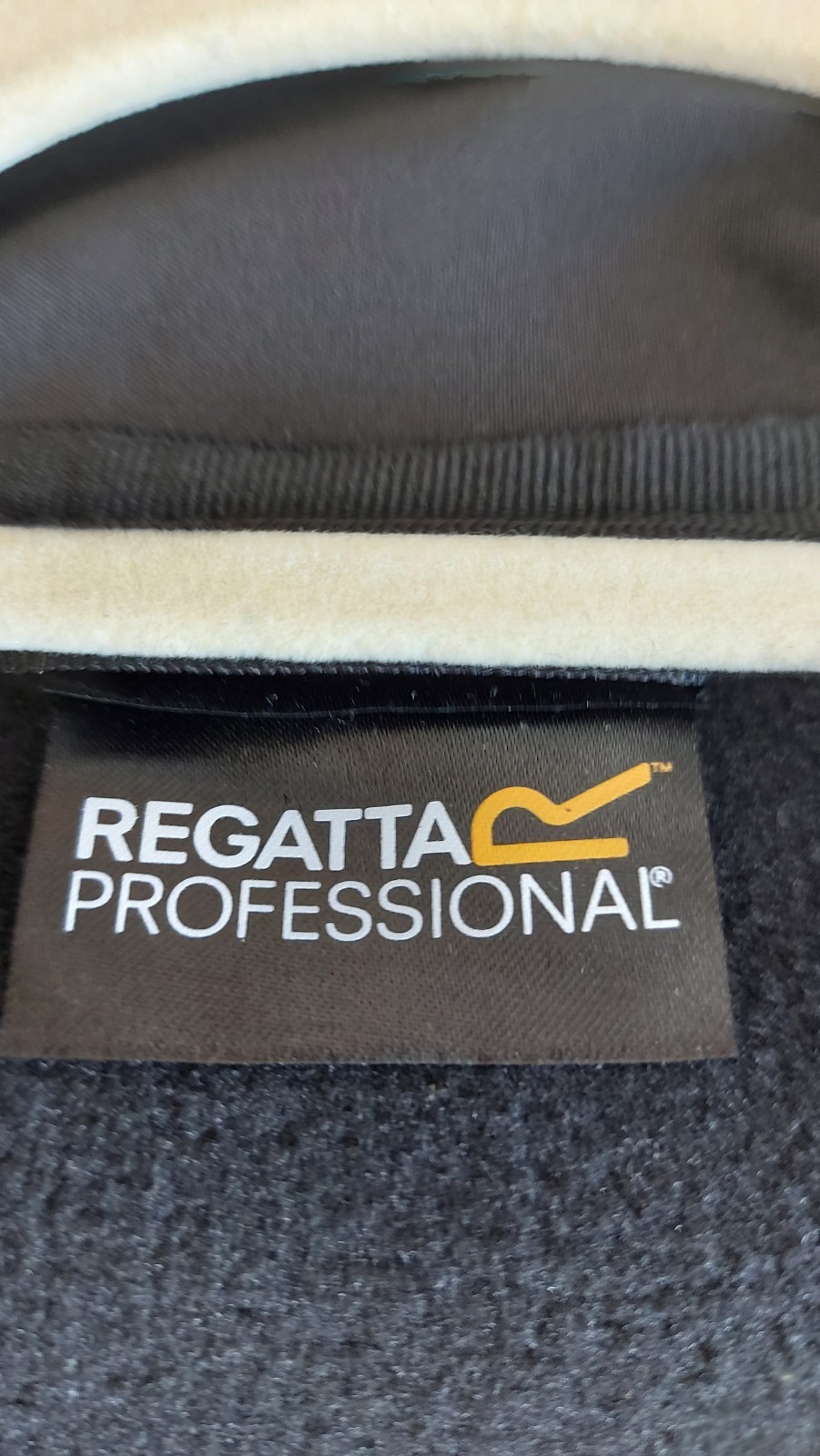 Regatta Professional Ladies Jacket Size 18 – 20 2XL Black White New With Tags