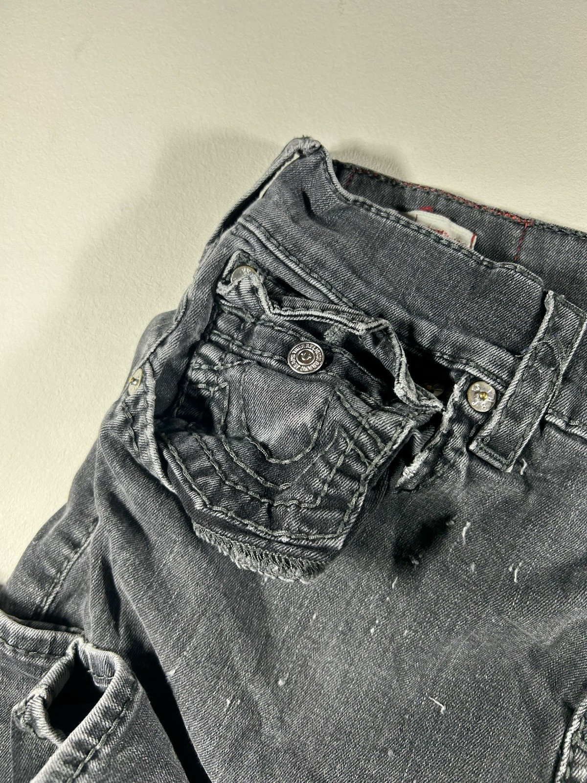 (Super Thrashed Distressed) True Religion Ricky Flap Big T Jeans 32×32 Grey