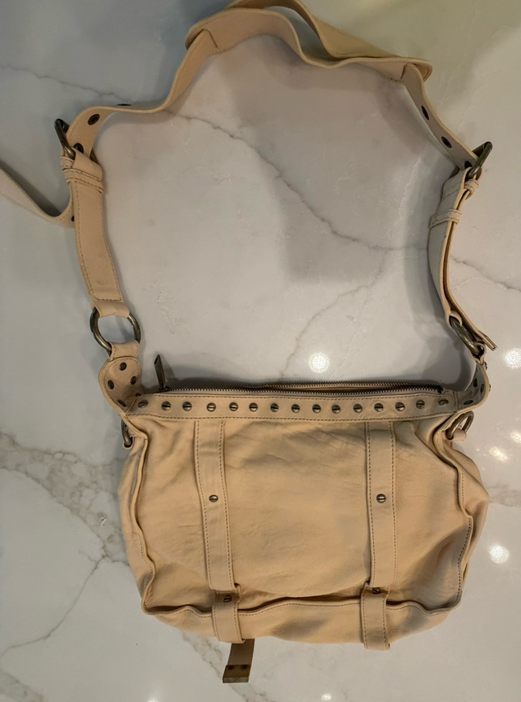 cynthia rowley leather purse handbag Nailhead Trim Pockets EUC