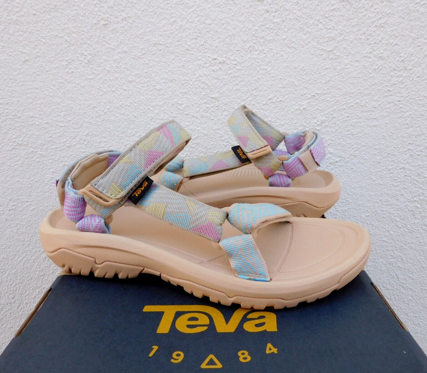 TEVA BORDERLESS TAN MULTI HURRICANE XLT 2 SPORT WATER SANDALS, US 10/ EUR 41 NEW