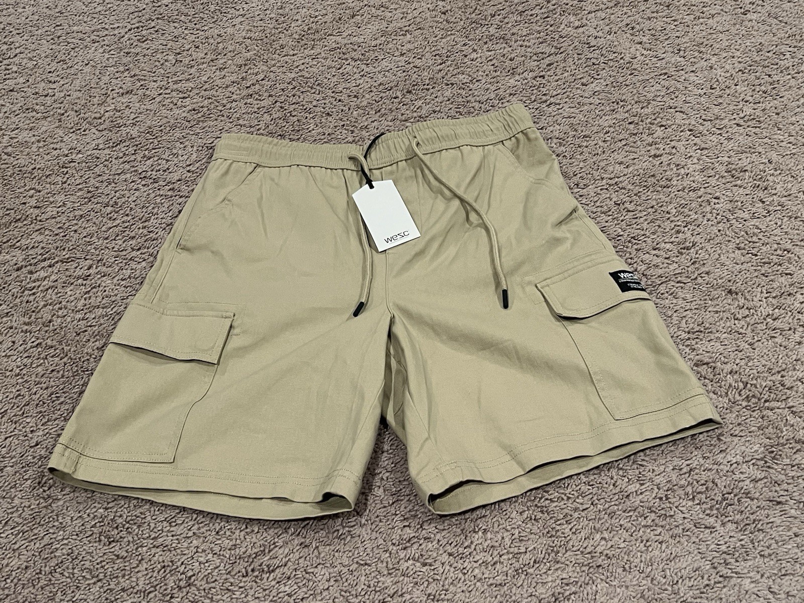 Wesc Men’s Tan Cargo Shorts Adult Medium 32 Waist – 8 Inseam NWT