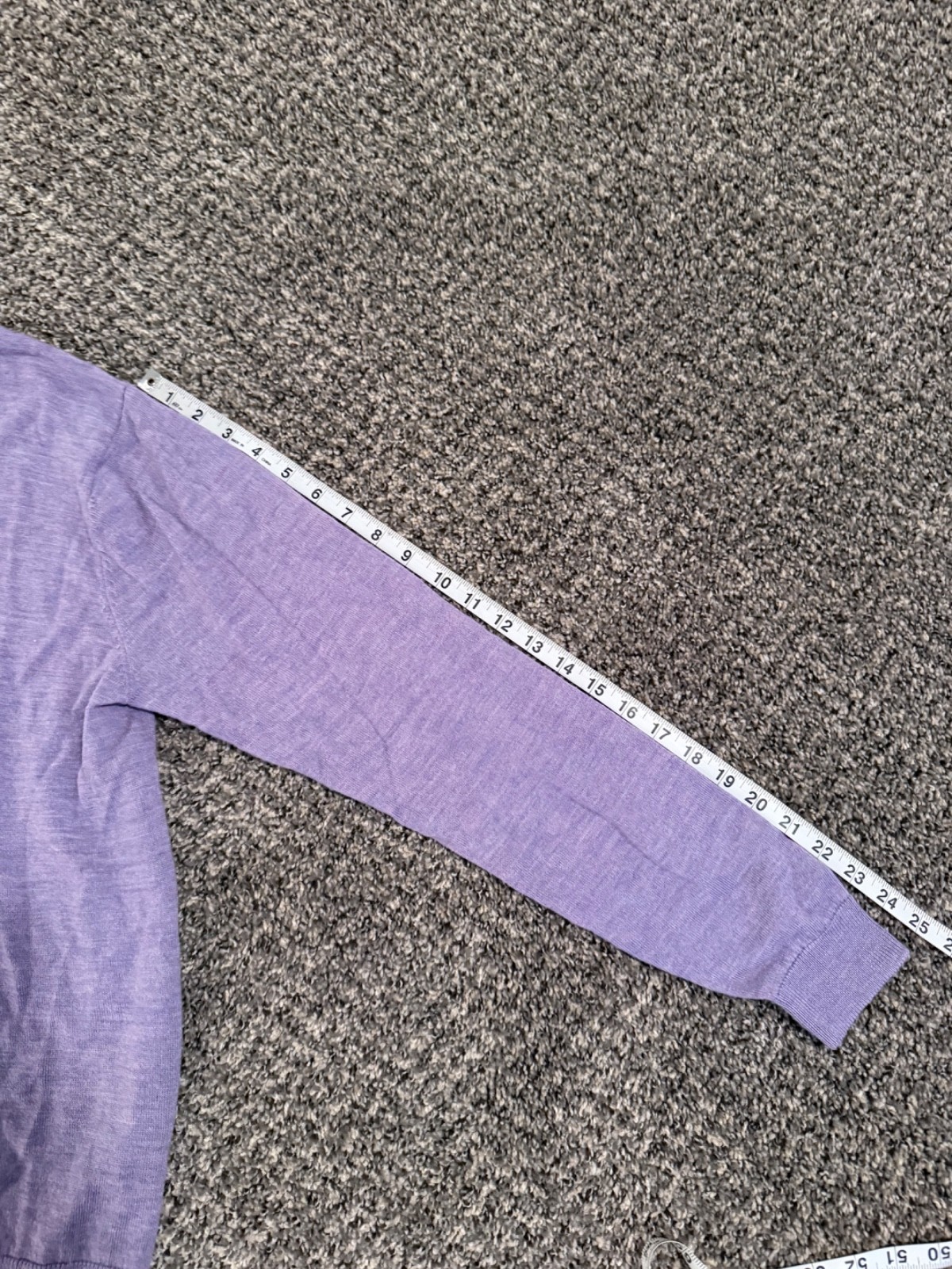 Hart Schaffner Marx Men Sweater Lavender Size Large 100% Fine Merino Wool