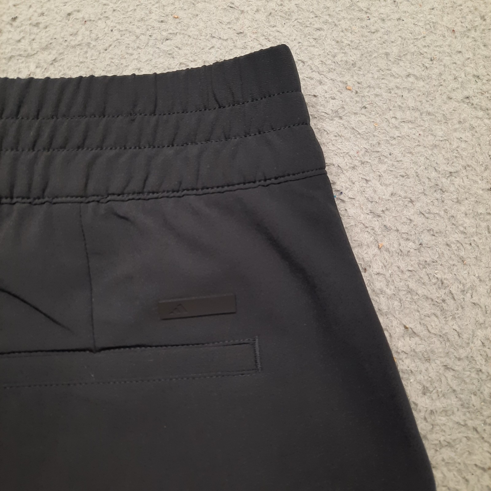 Adidas Ultimate365 Bermuda Shorts Womens Size Small Black Golf IS7130