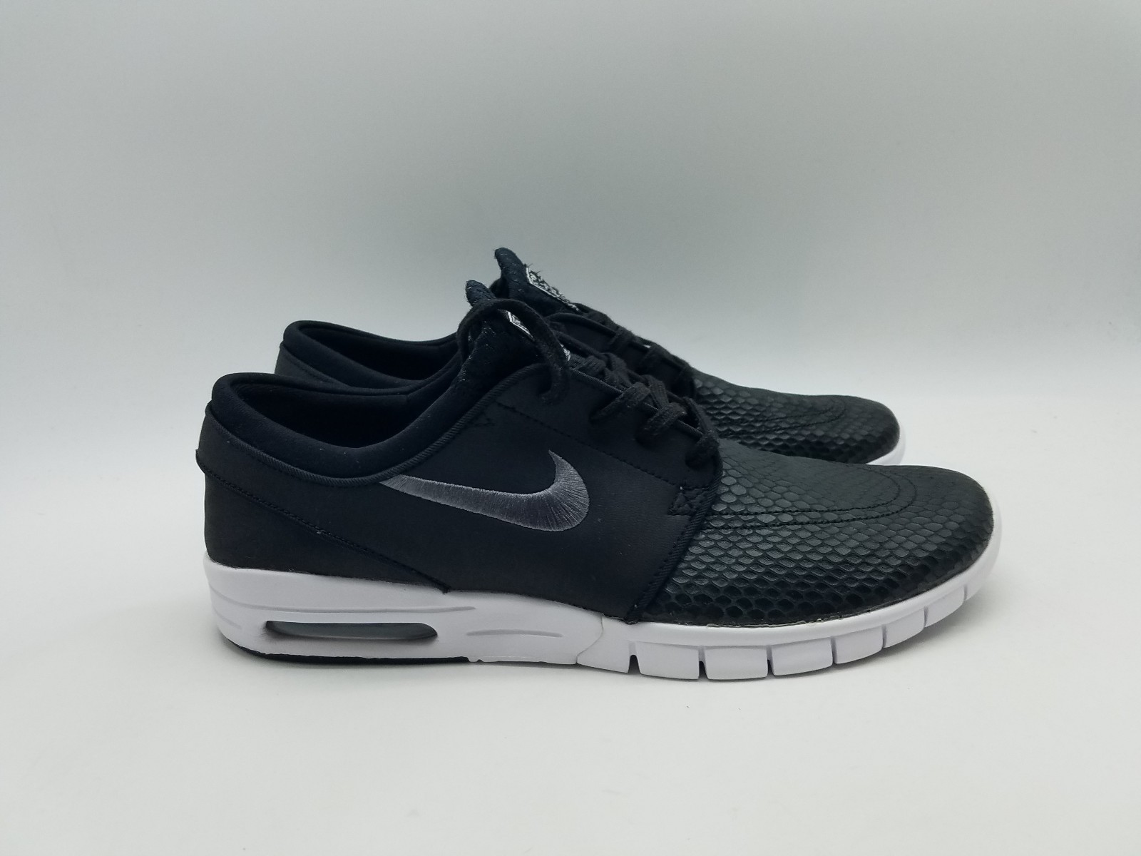 Nike SB Stefan Janoski Max Men’s Size 10.5 Sneakers Black Snake Print