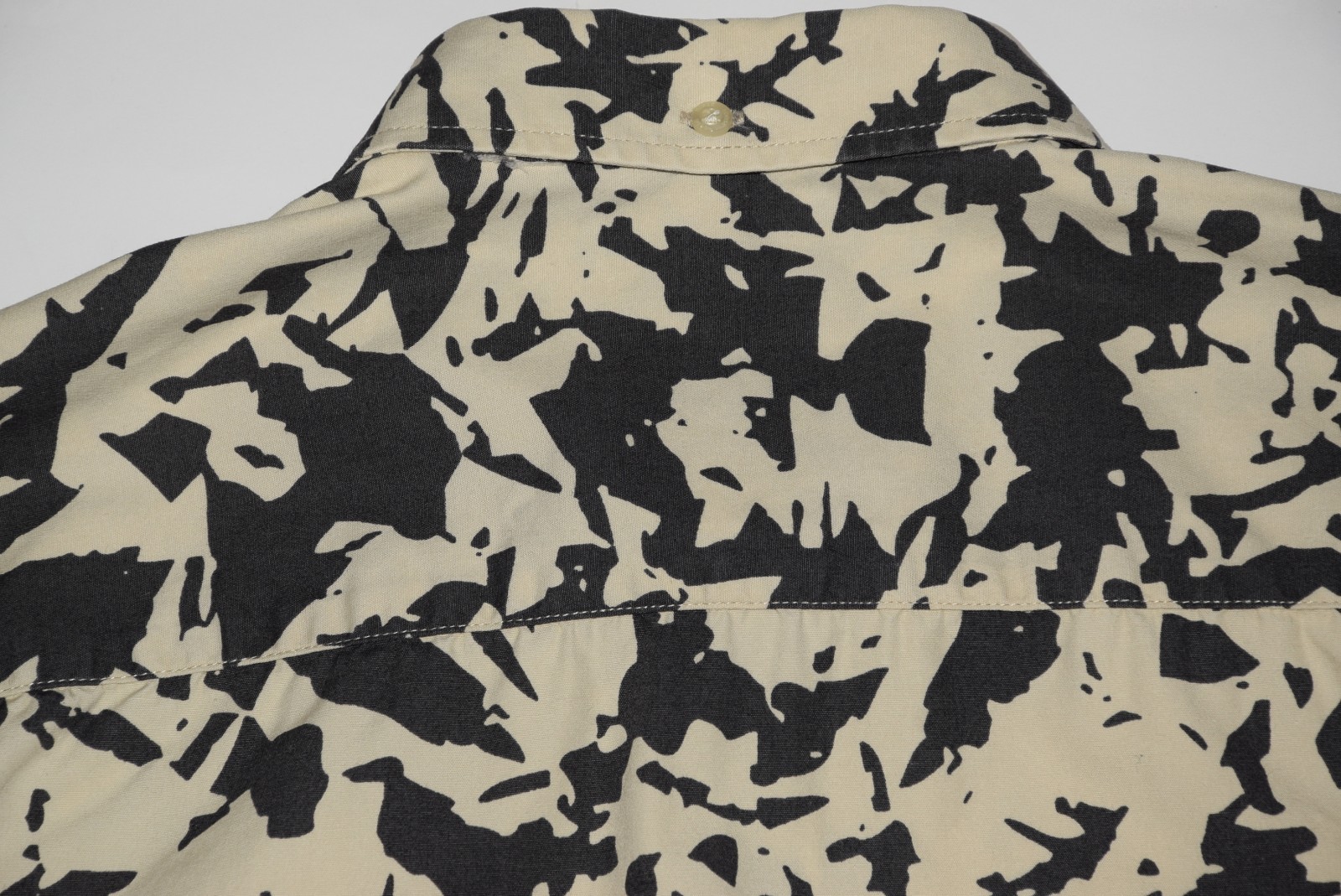 NORSE PROJECTS ANTON BROKEN LEAF LONG SLEEVE SHIRT SIZE M / Slim P2P 21″ MINT