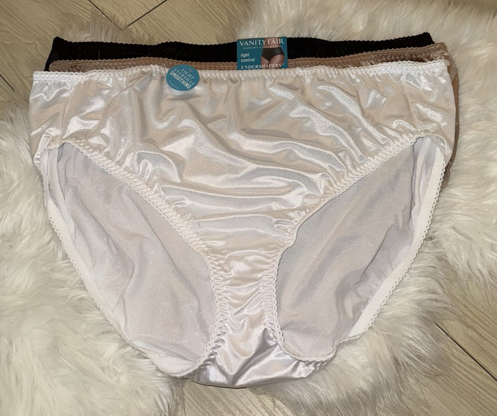 3 Vanity Fair Radiant Collection Light Control Hi-Cut Panties Satin 5XL 3448301