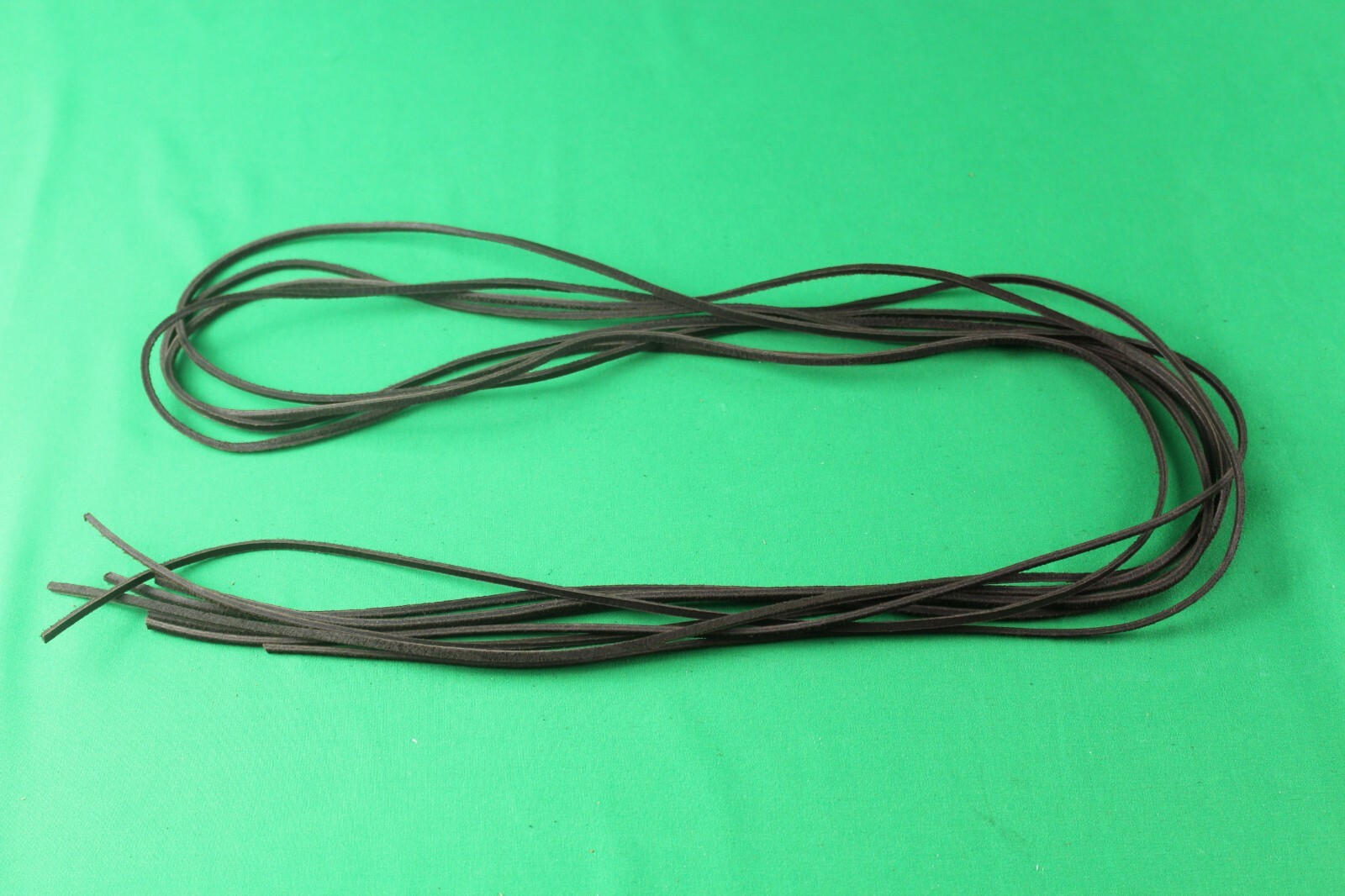 NEW, 2 PAIRS, 4 LONG STRANDS, 72″ LEATHER LACES, 5 COLORS TO CHOOSE FROM, GLOVES