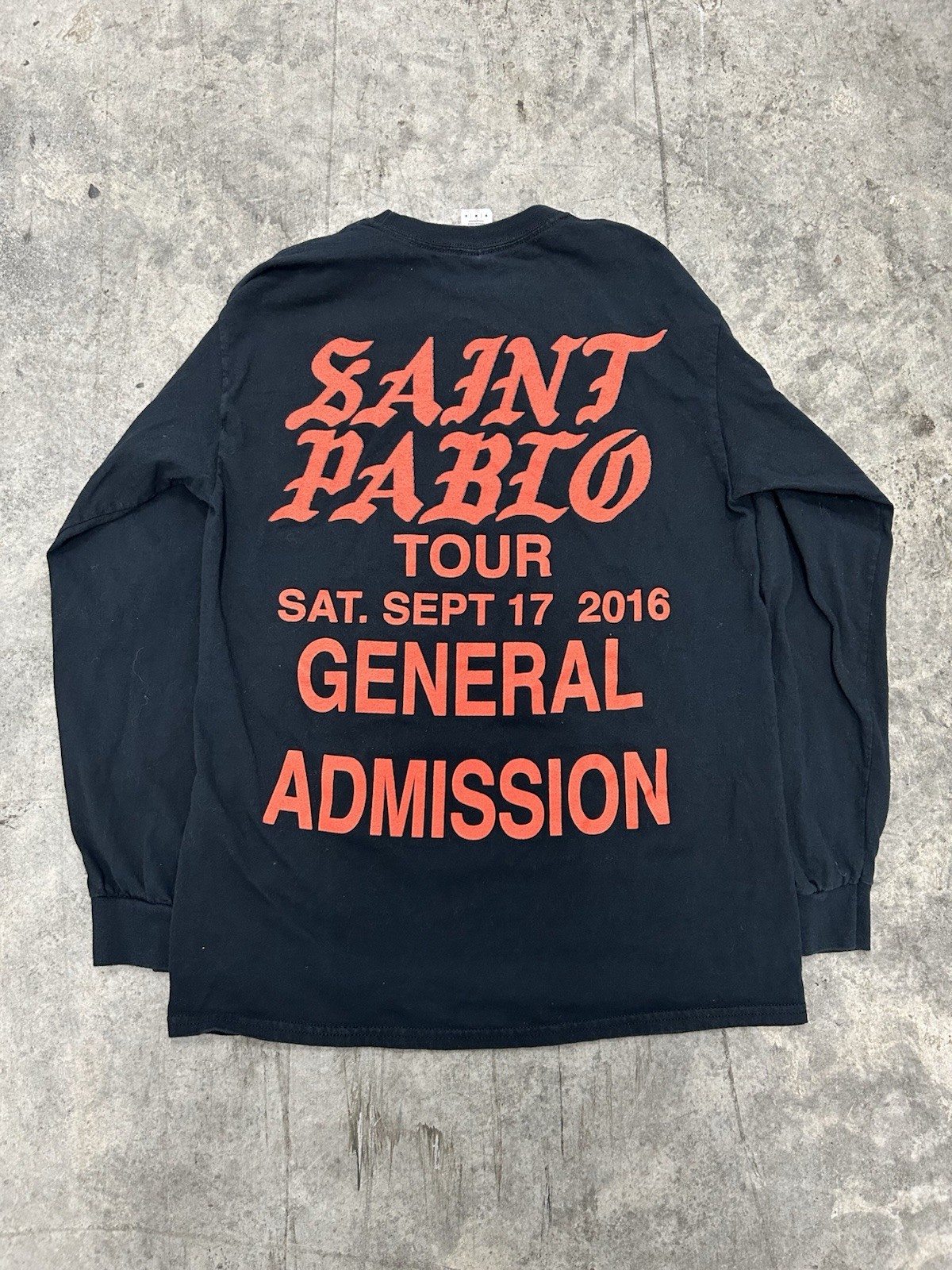 Kanye west Saint Pablo tour long sleeve the life of Pablo Size medium M