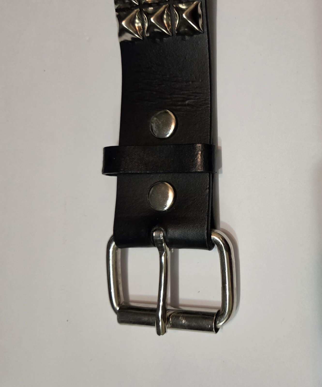 Funk Plus Belt Mens Small Black Leather Silver Studded Pyramid Punk Rock