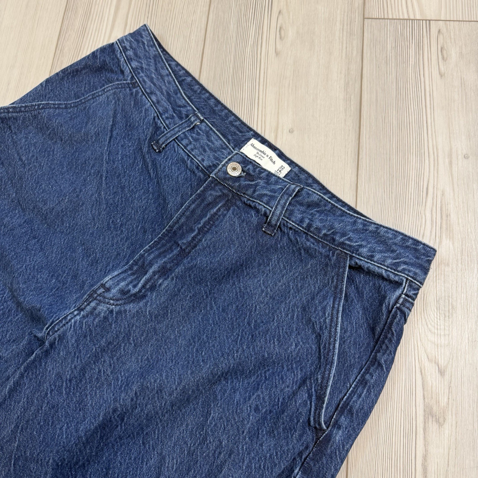 Abercrombie & Fitch 32/14L Denim The Loose High Rise Blue Jeans