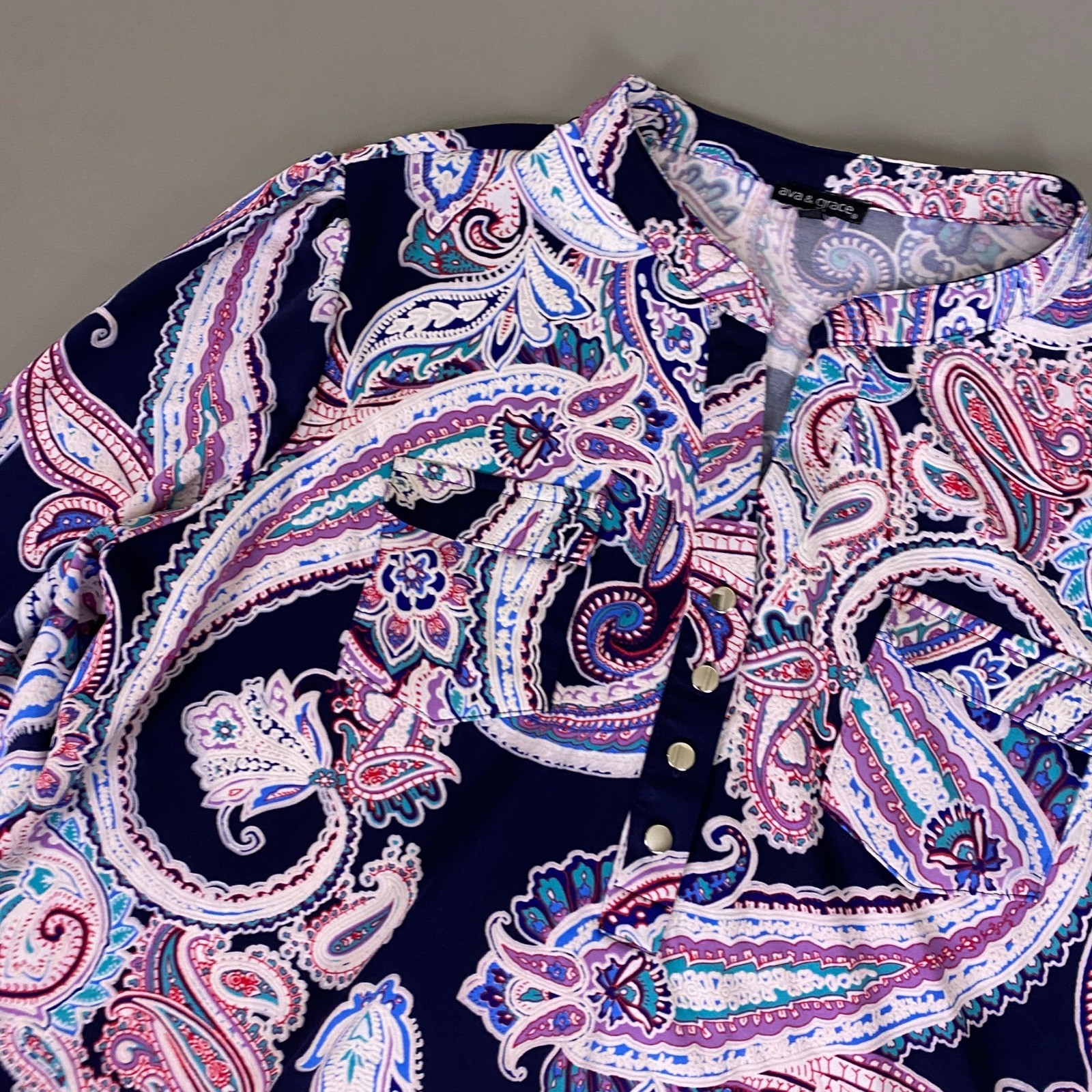 Ava & Grace Blouse Tunic Women’s XL Navy Blue Paisley 3/4 Roll Tab Sleeve Henley