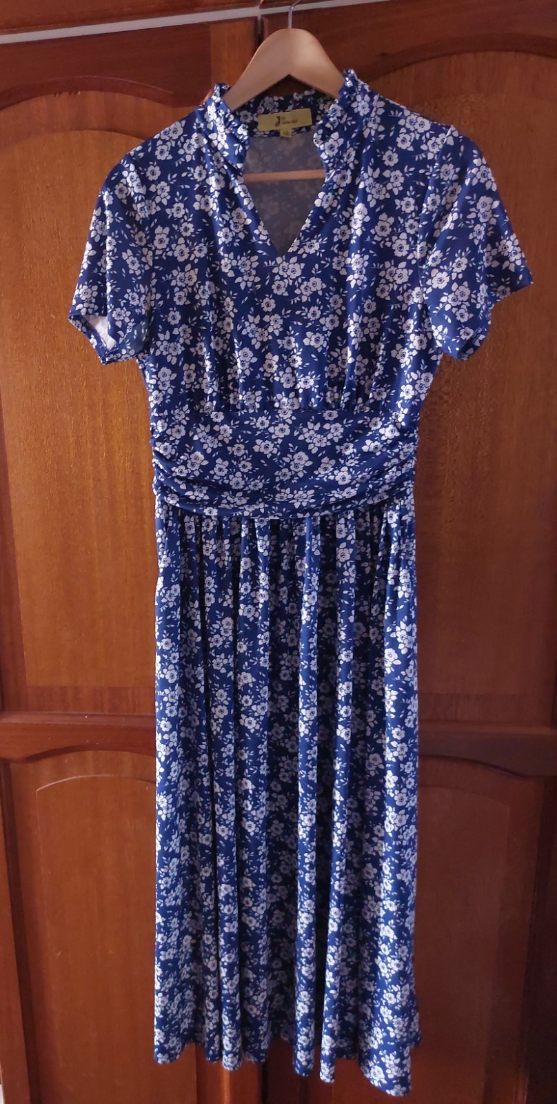 Jolie Moi Marbouka Stand Collar Maxi Summer Dress Blue White Floral size UK 10