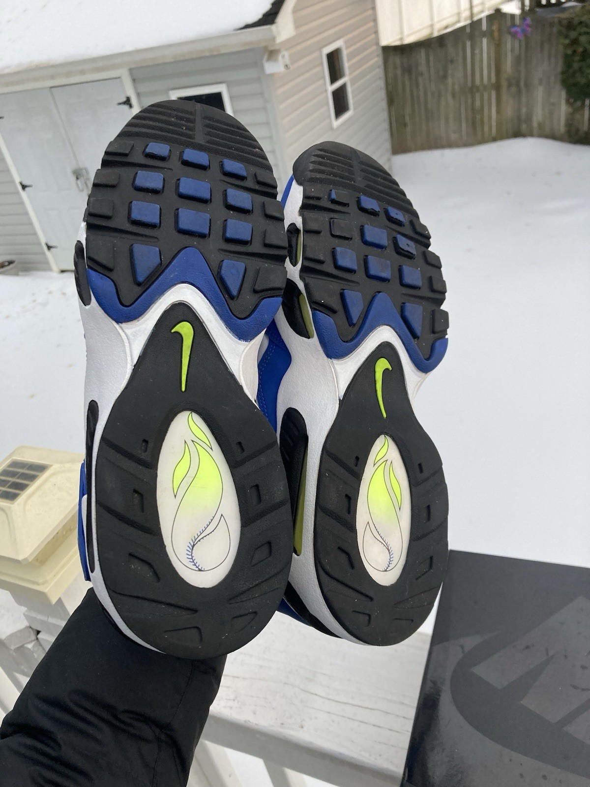 Nike Air Griffey Max 1 Varsity Royal Volt Size 9.5 mens custom