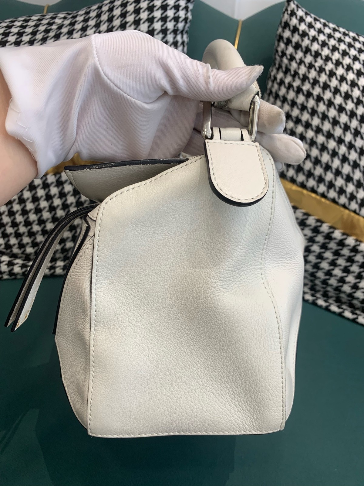 Loewe Pre-Owned Authentic Puzzle Luxury Handbag 322.30.K73 36.5x23x19 cm