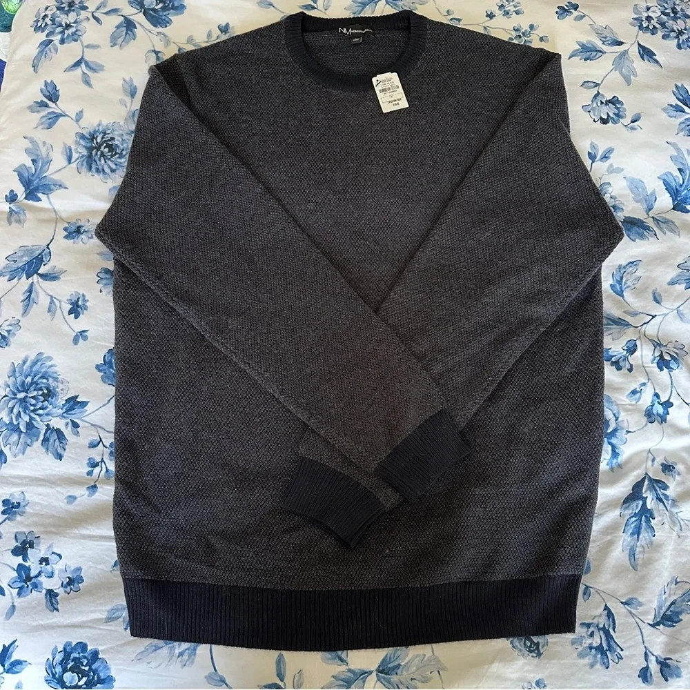 Neiman Marcus Textured Merino Wool Blend Crewneck Sweater – Deep Navy – Men’s XL