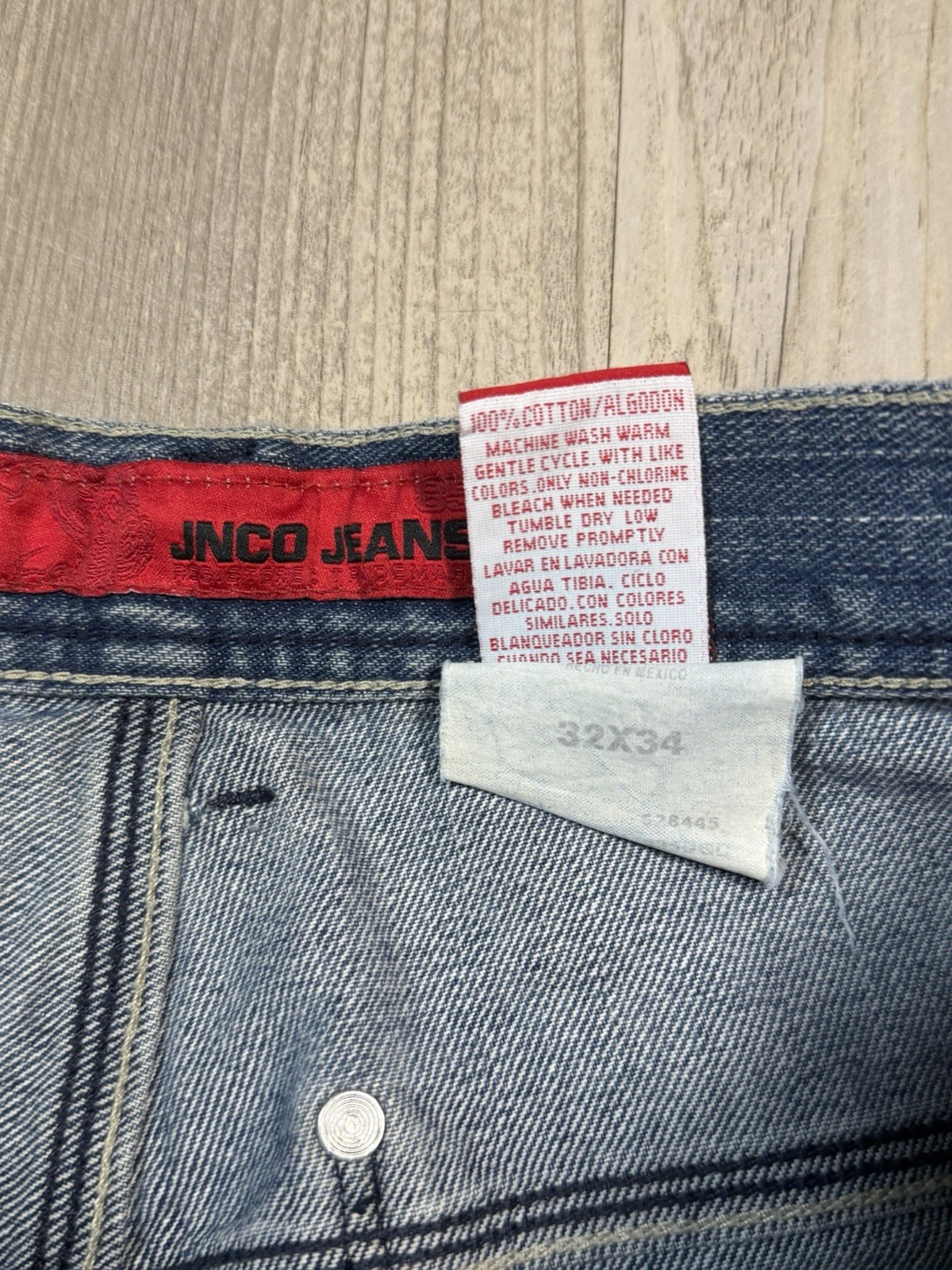 JNCO Men’s Blue Wide-Leg Denim Jeans Relaxed Fit Embroidered Skull Pocket
