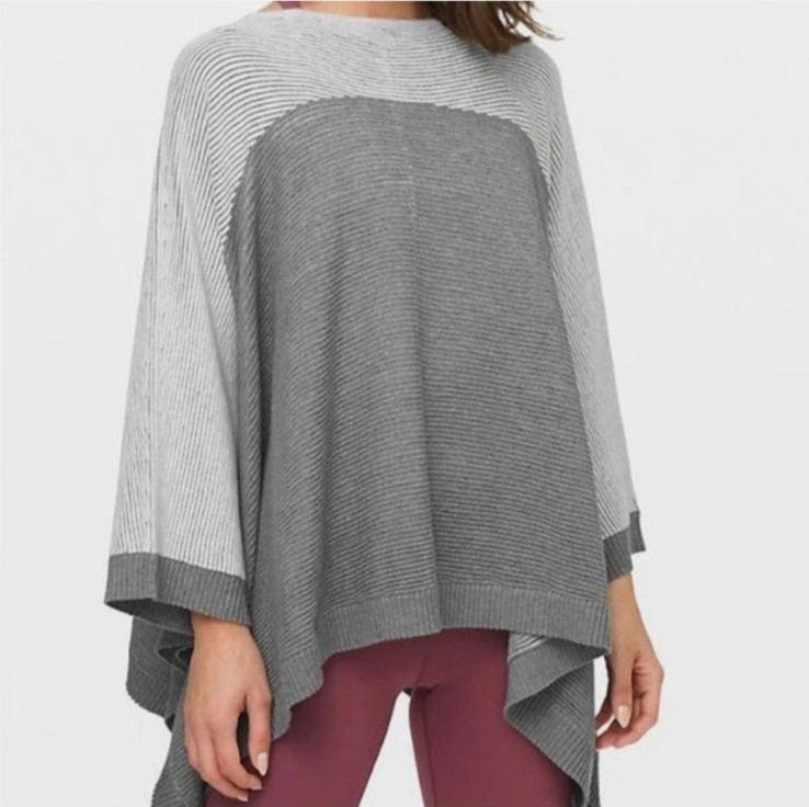 Lululemon Athletica Gray & White Ribbed It All Lines Up Poncho Women’s One Size