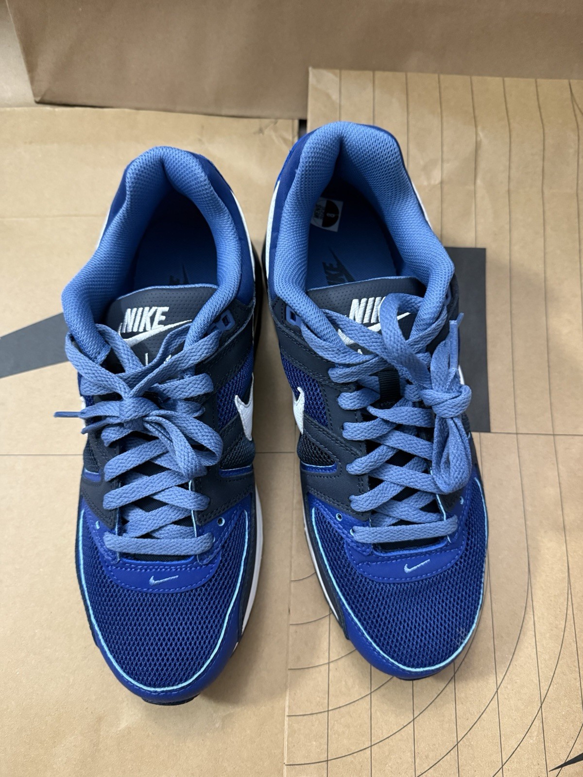 Nike Air Max Command Command Brand New Size 8 Men