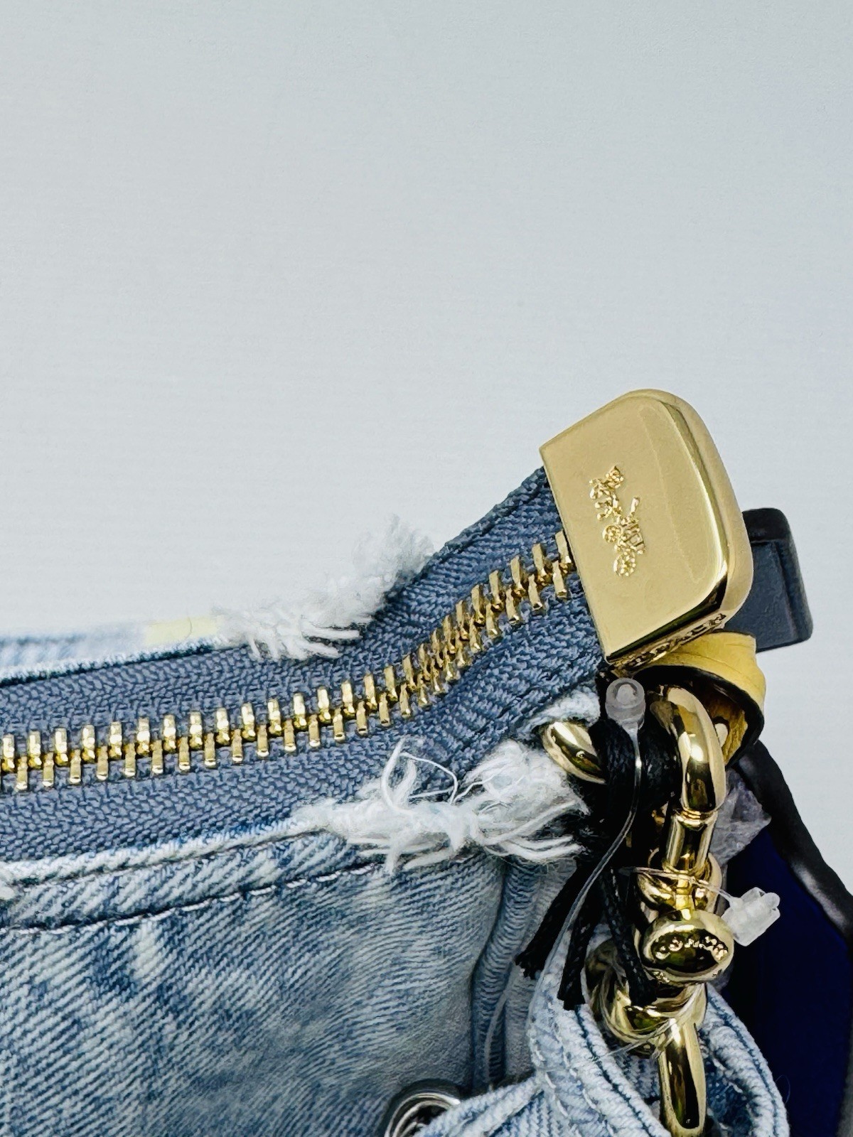 NWT COACH CDY76 Teri Shoulder Bag In Loved Denim With Charms /Light Indigo