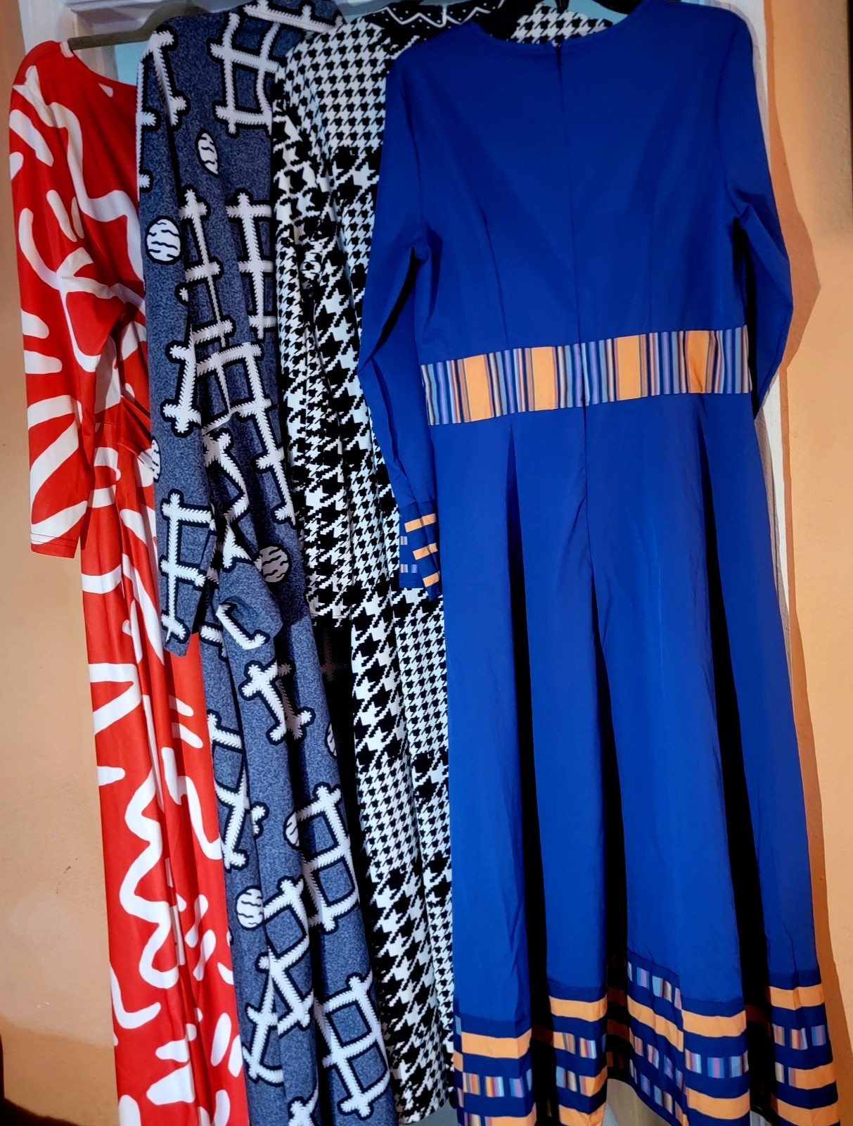 Women’s Lot Of Any Season Dresses. Sz XX-Large. Lot Of 4 Excellent ( AND CUTE!)