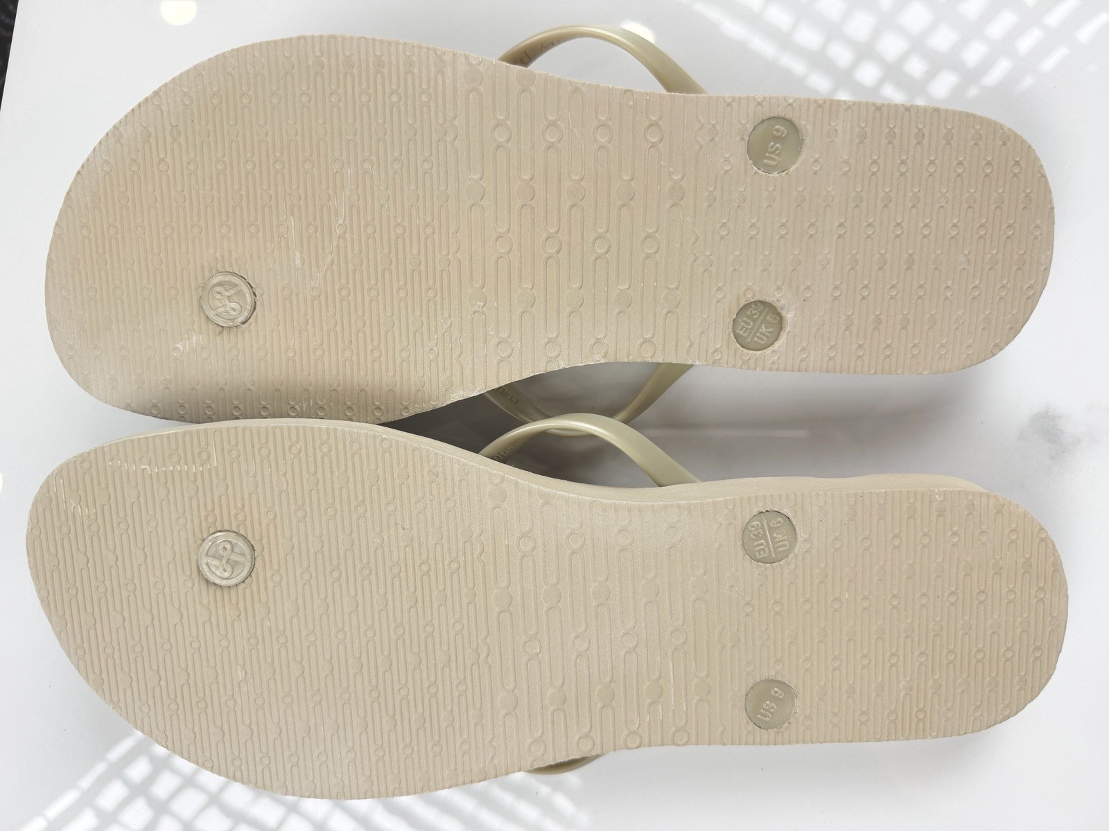 Lindsay Phillips Jordi Stone Thong Flip Flops Changeable Deco womens size