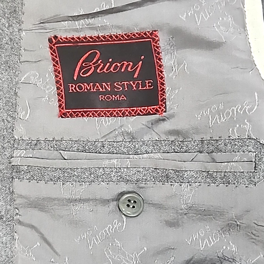 Brioni Bespoke 100% Wool Suit Men 42R Gray 2 Button Pleated Cuffed Pants Italy