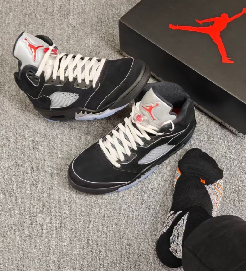 Jordan Air Jordan 5 “BLACK METALLIC REIMAGINED” Retro Basketball Shoes