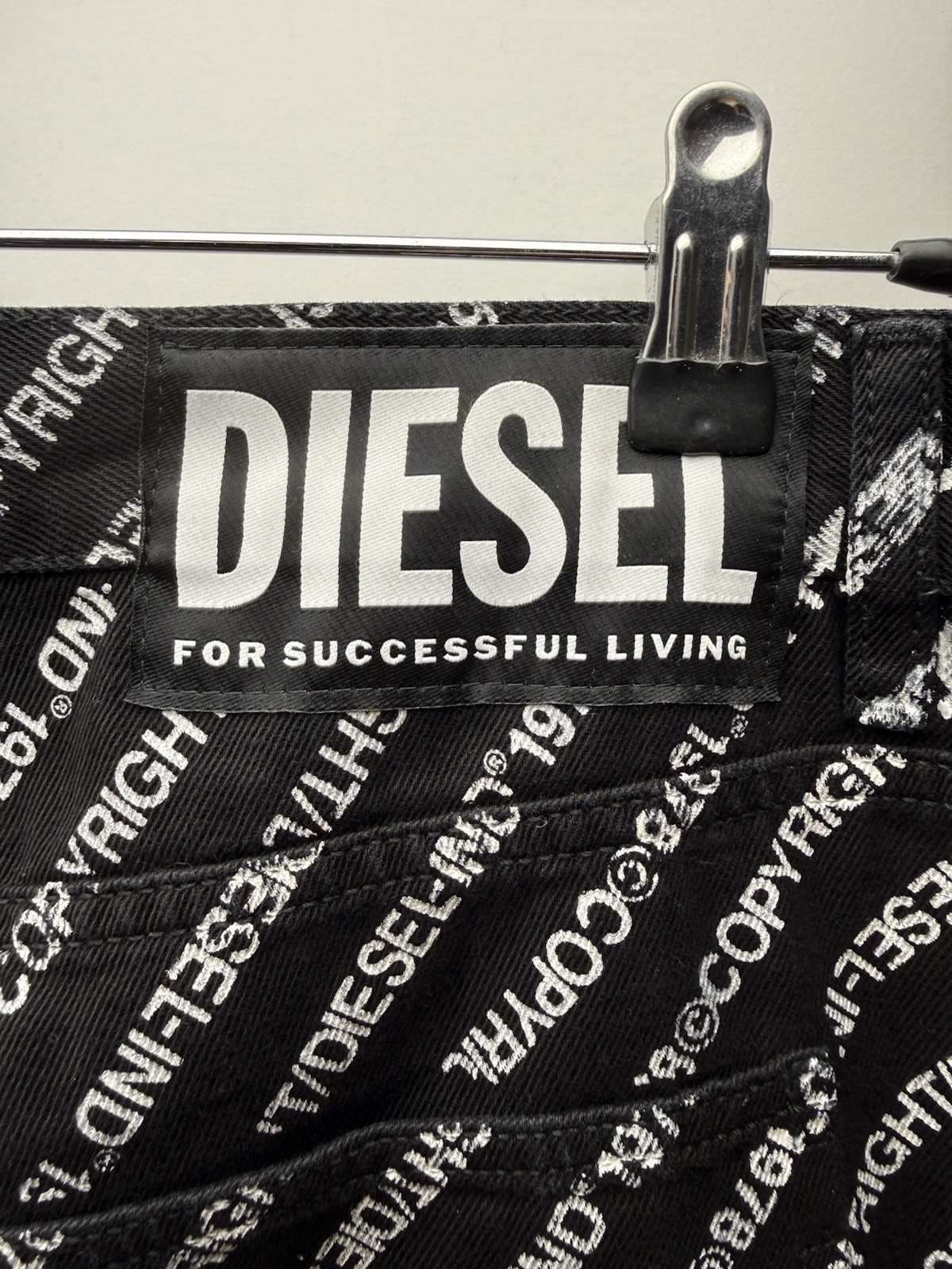 Rare DIESEL D-MACS-SP Jeans Size W36 L32 100% Cotton, Black With All-over Print
