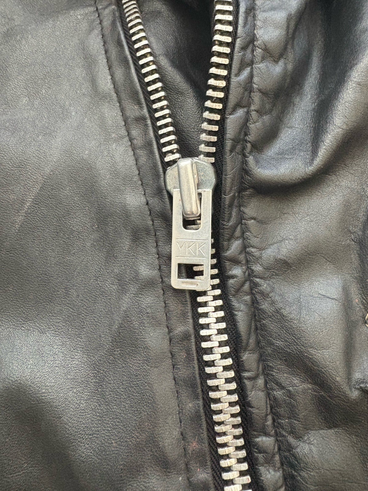 black Excelled brand leather motorcycle biker jacket Size 40 Reg.