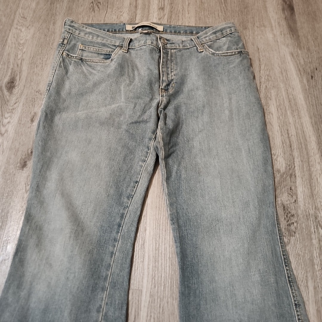 GAP ULTRA LOW RISE STRETCH BLUE JEANS 98% COTTON 2% LYCRA