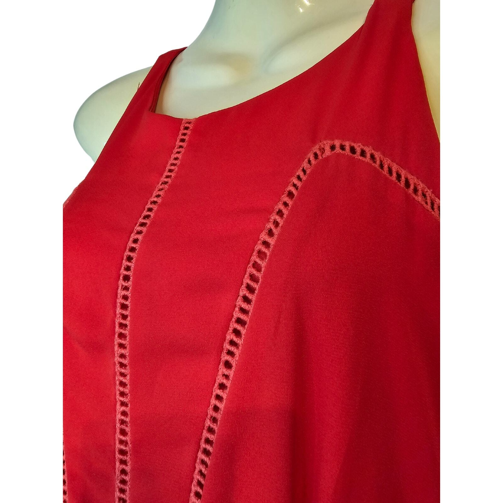 Sienna Sky High Low Sleeveless Crochet Asymmetrical Tulip Mini Dress Red S