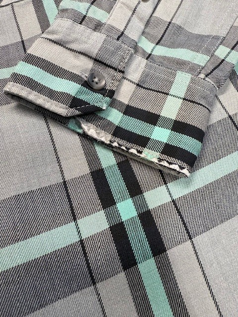 Oakley Shirt Mens Medium Gray Mint Green Plaid Thermogauge Long Sleeve Button-Up
