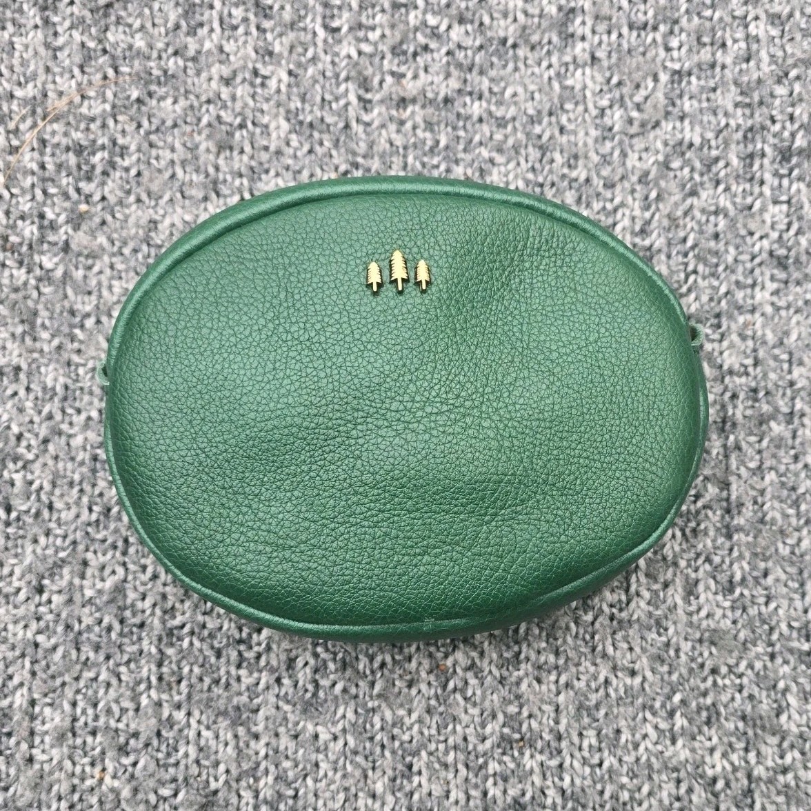 BACALAR Pebbled Oval Crossbody Bag Purse Gold Hardware Zip Closure