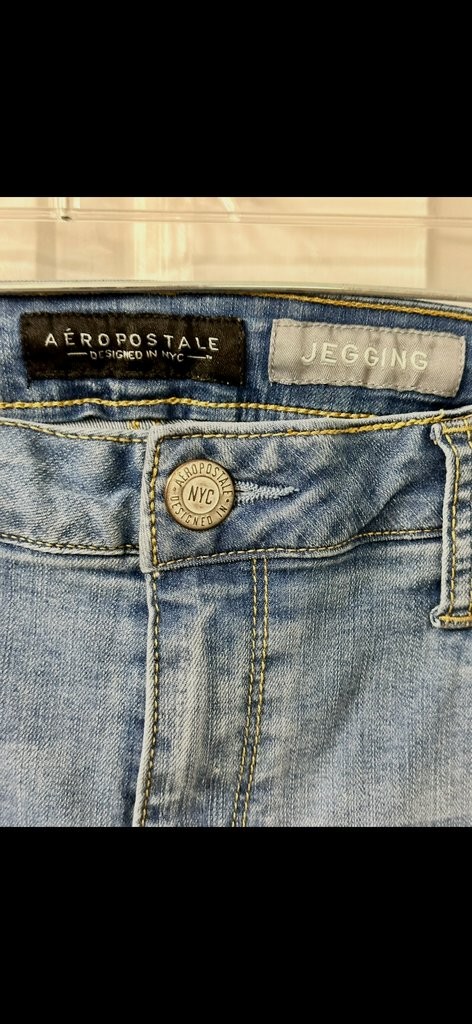 Aeropostale Light Wash Jegging Jeans
