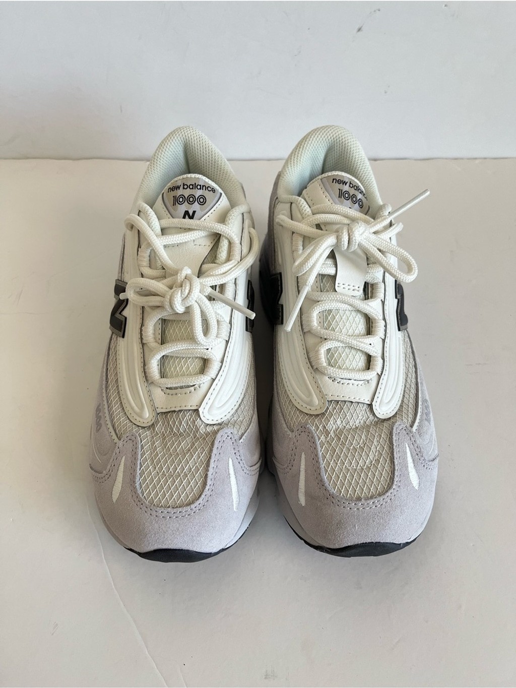 New Balance 1000 Pearl White Gray Sneakers size boy,men 6.5 /Women8