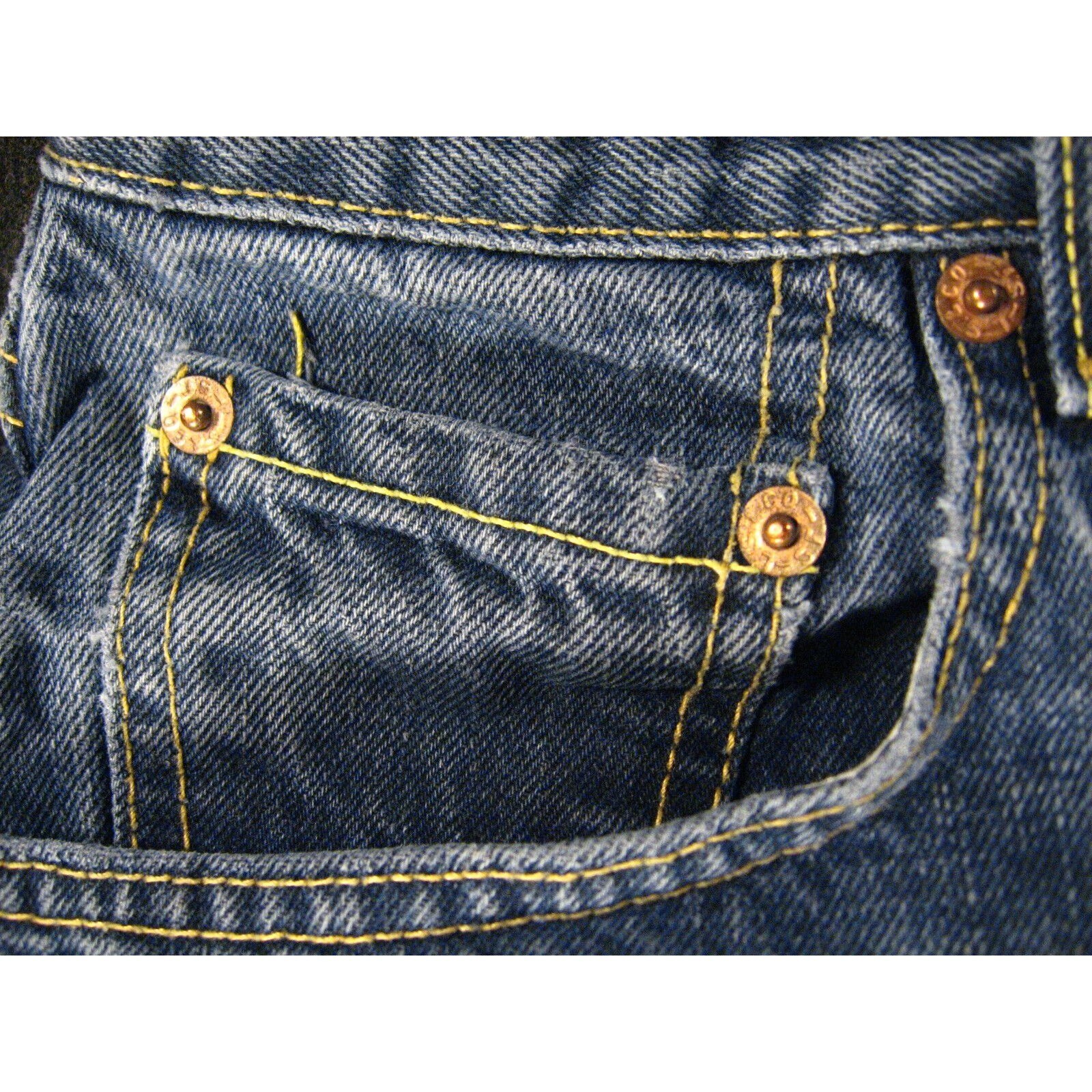 Levis 569 CUTOFF JEAN SHORTS Womans Tag 30 28 MEASURED High Waisted Blue Denim