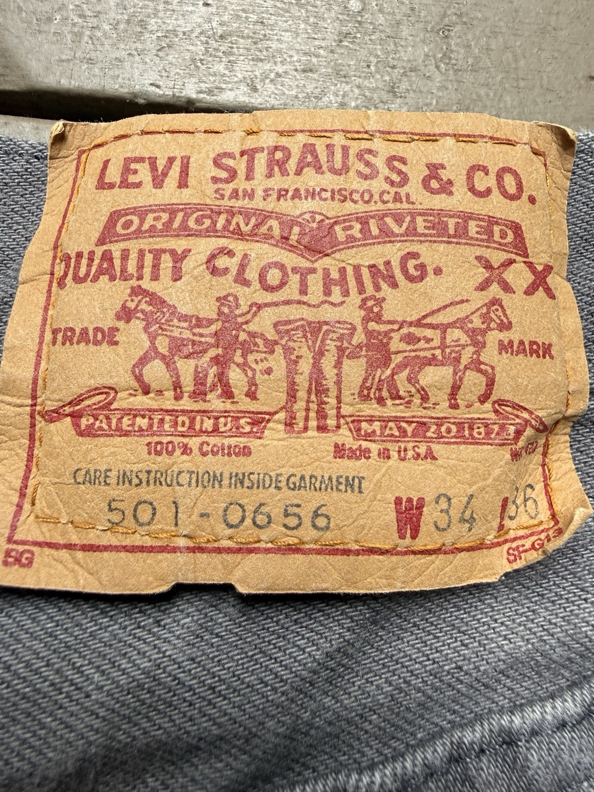 Vintage 80s Levi’s 501 Jeans Fit 32×36 Charcoal Grey Button Fly USA Made