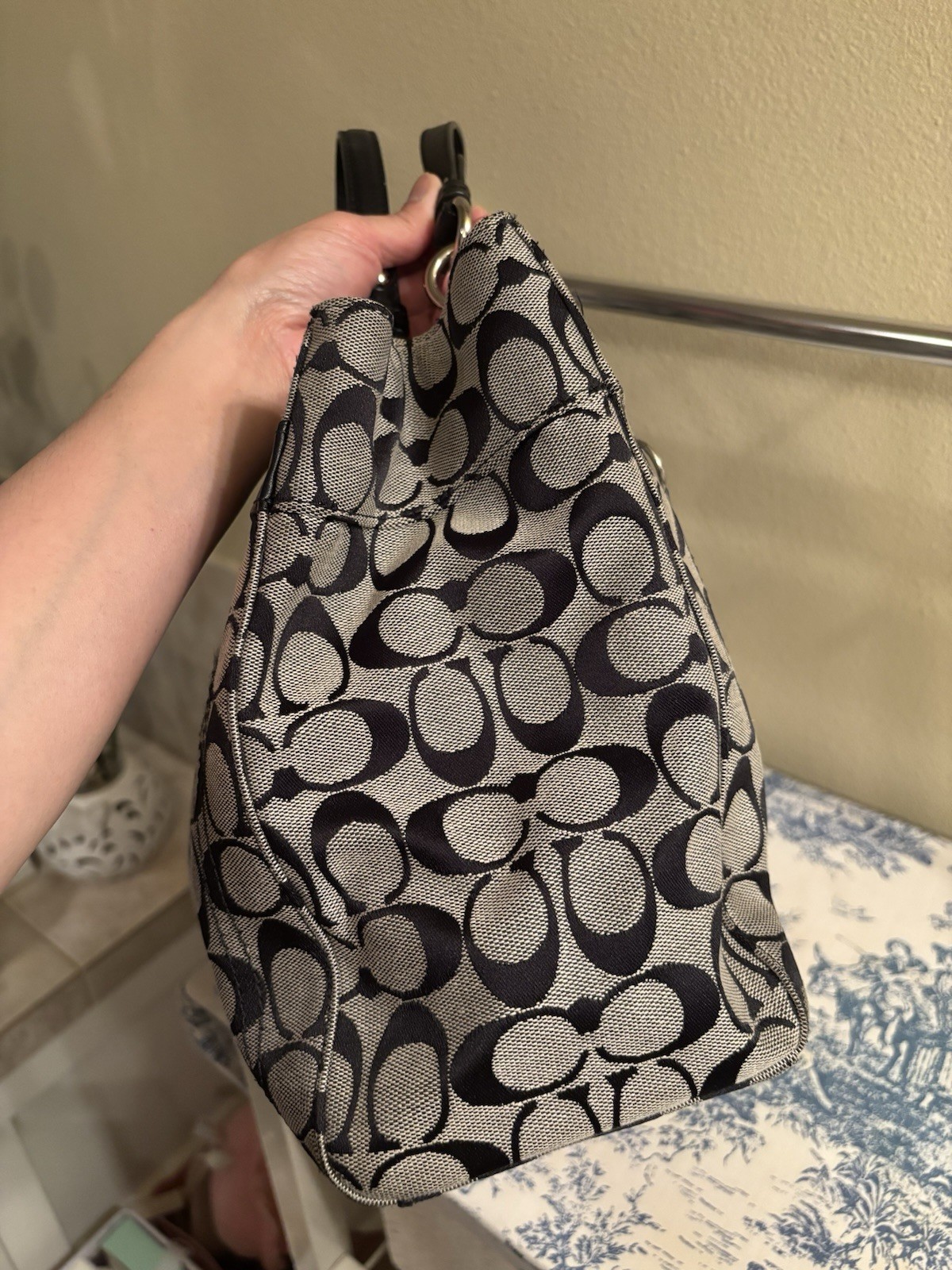Coach Vintage Penelope F16537 Signature Tote Bag