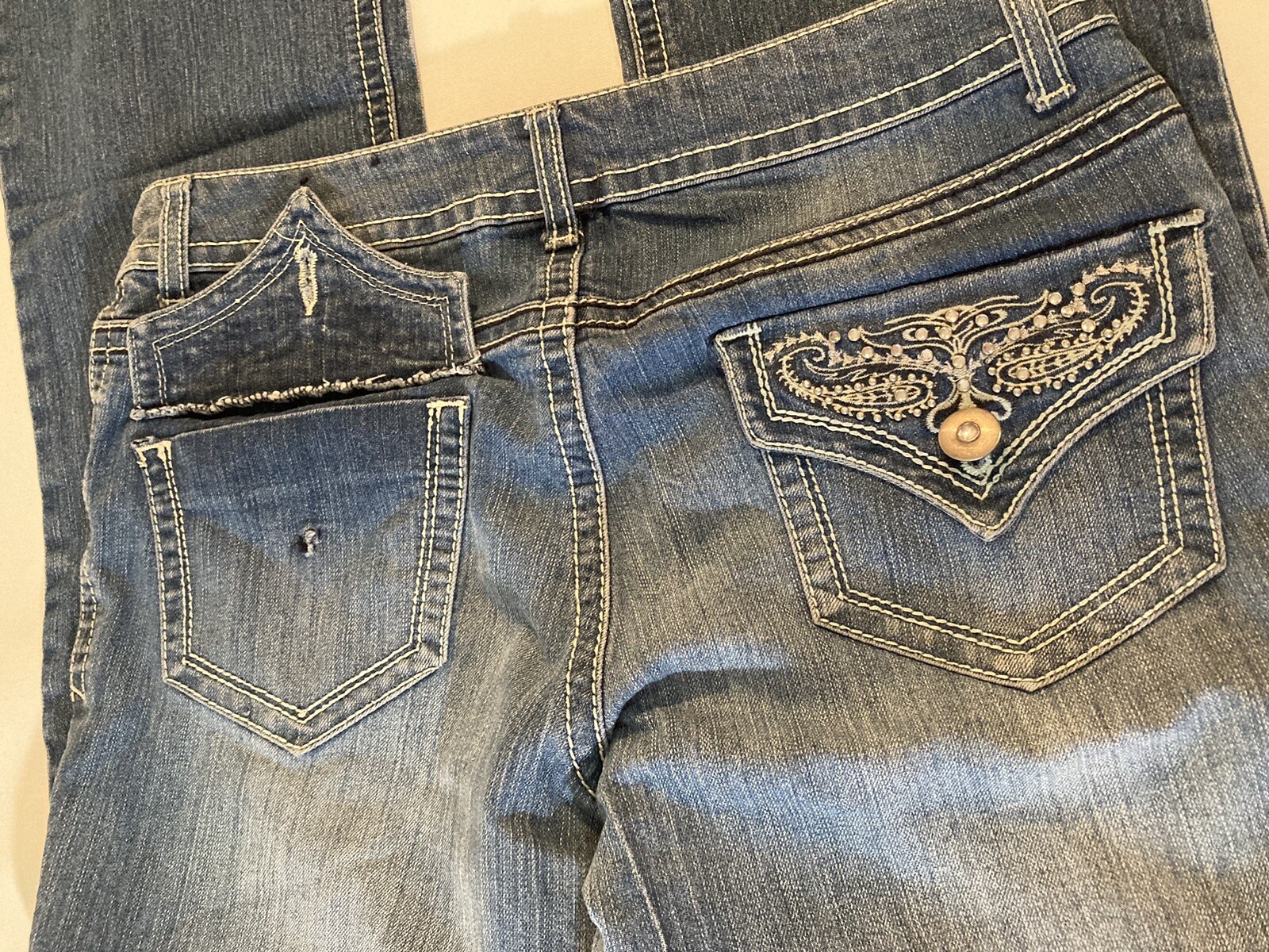 Faded Glory Jeans Size 10 30Wx29L 9” Rise Used Condition Missing Button On Butt