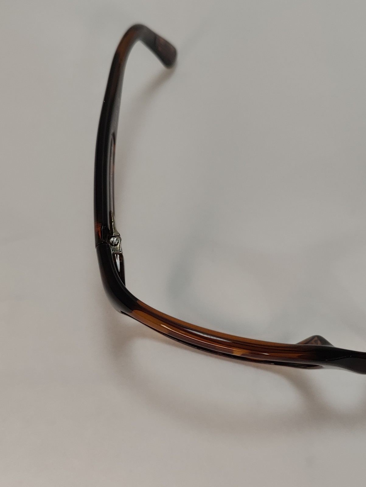 Maui Jim MJ-103-10 Stingray Wrap Sunglasses Frame Only Tortoise Italy