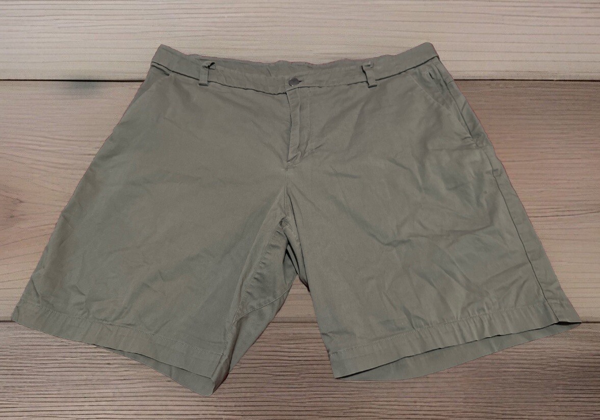 Lululemon Commission Short Classic 9″ Artichoke Green LM7AAASE4 Men’s Size 36
