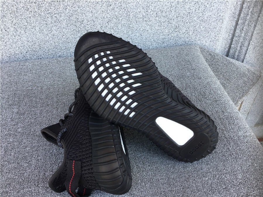 adidas Yeezy Boost 350 V2 Low Black Non-Reflective – Men’s Shoes